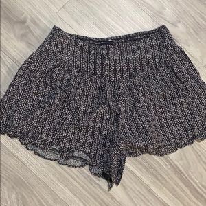 American Eagle Ruffle Shorts - XSmall